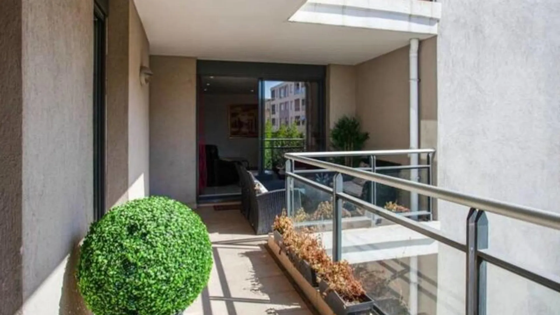 Beautiful Apartment Near The Port Of Antibes