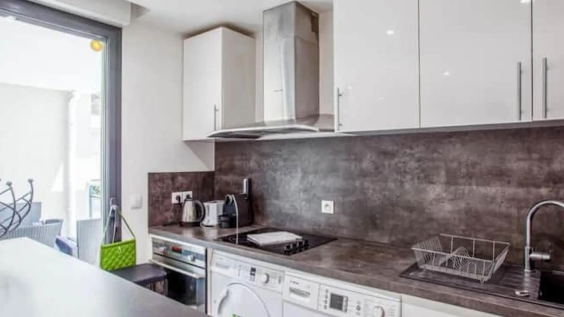 Beautiful Apartment Near The Port Of Antibes